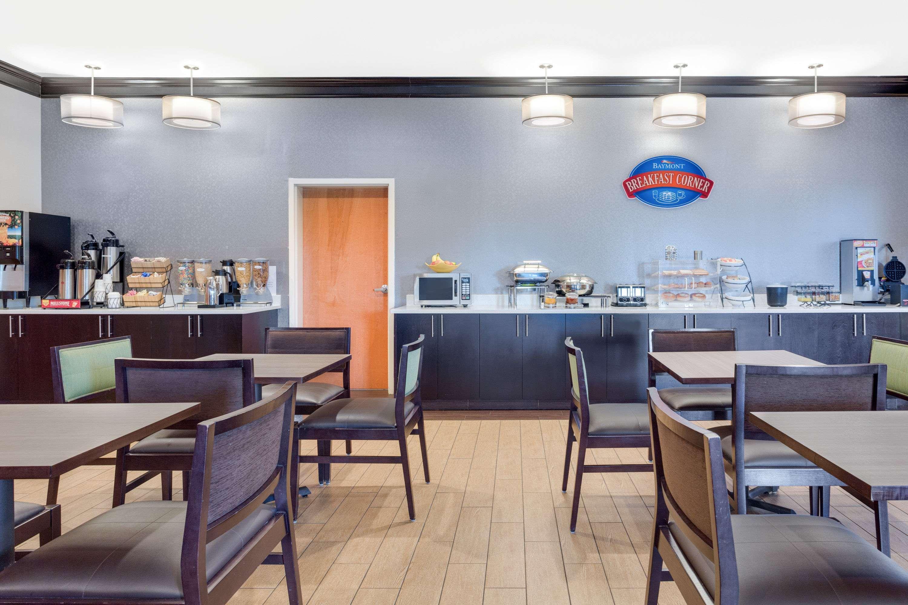 Baymont By Wyndham Augusta Riverwatch Екстер'єр фото